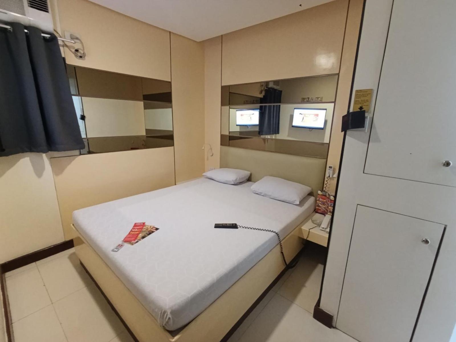 מנילה Hotel Sogo Malate מראה חיצוני תמונה