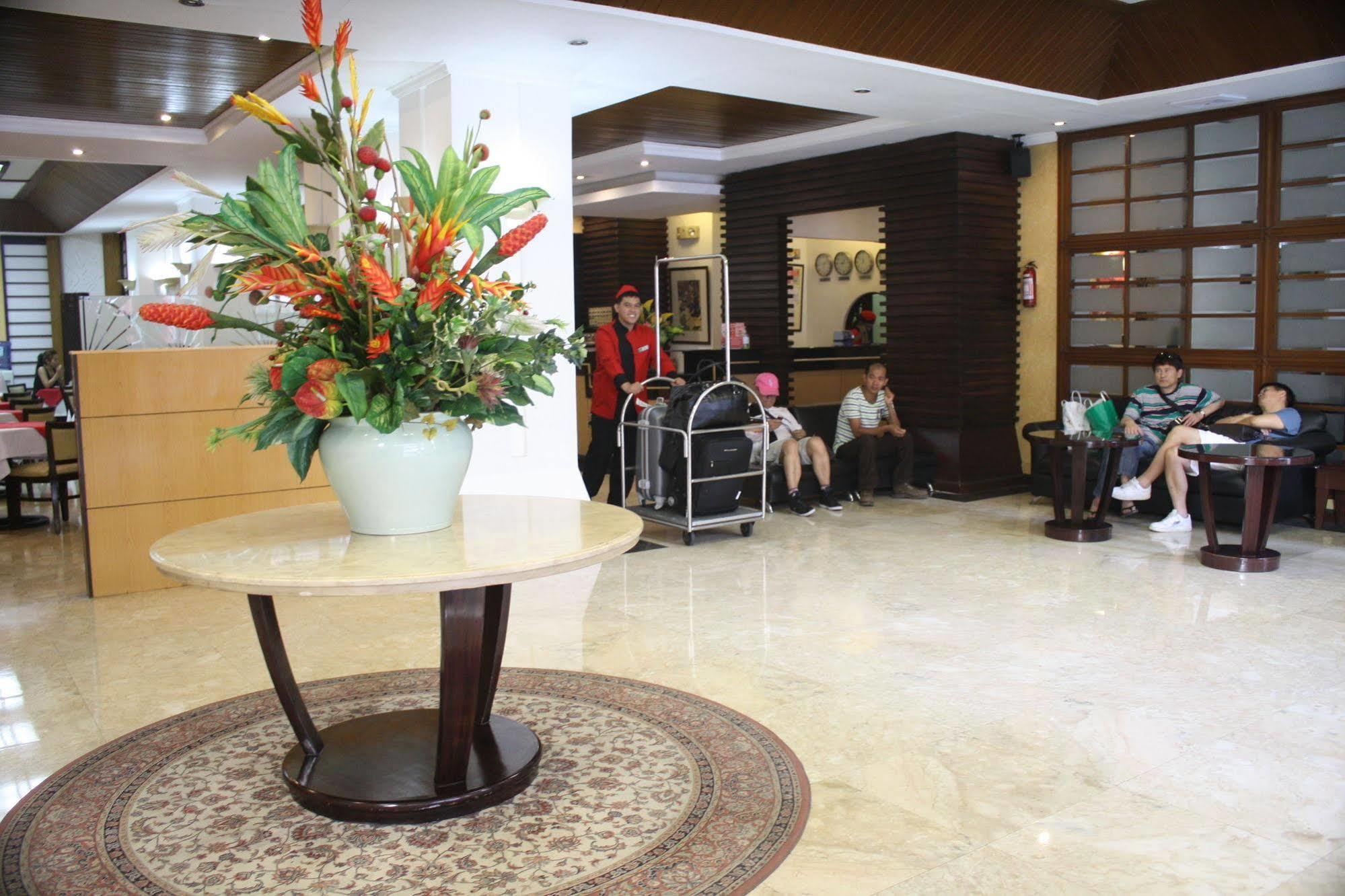 מנילה Hotel Sogo Malate מראה חיצוני תמונה