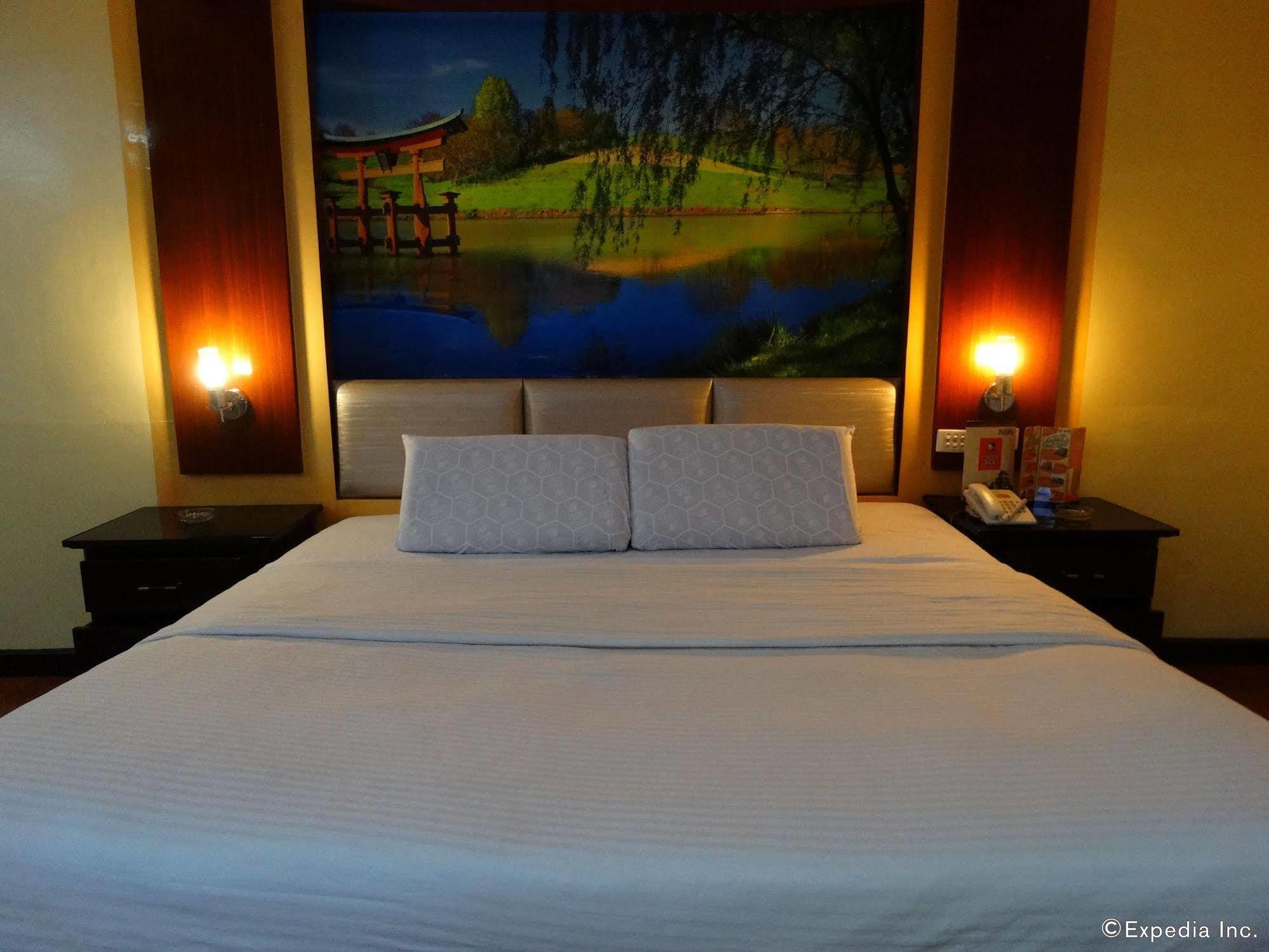 מנילה Hotel Sogo Malate מראה חיצוני תמונה