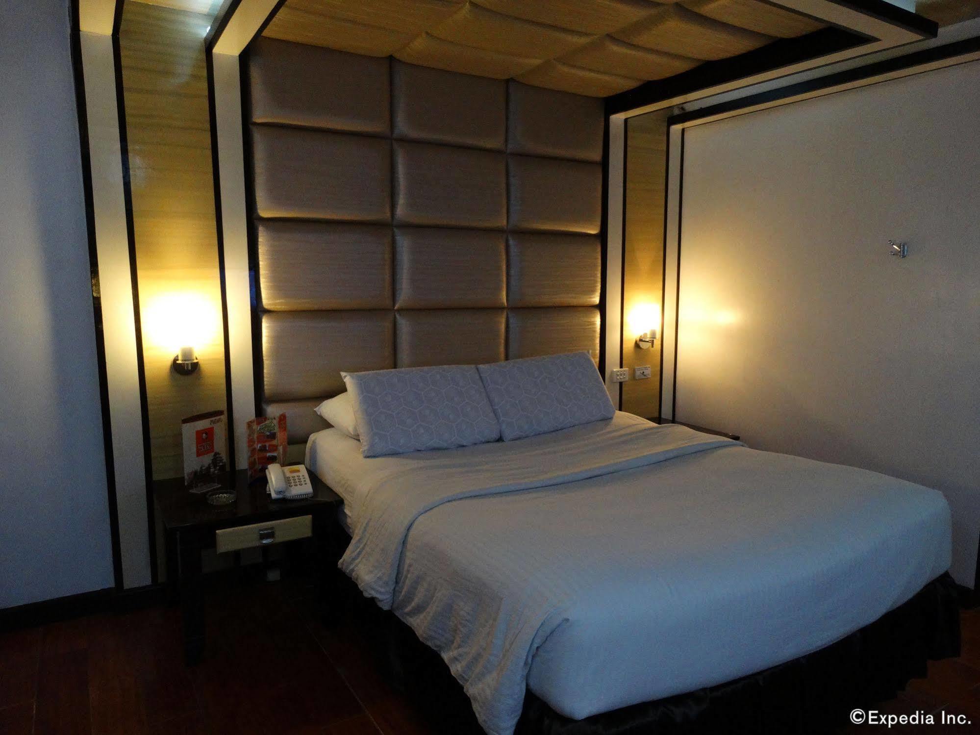מנילה Hotel Sogo Malate מראה חיצוני תמונה