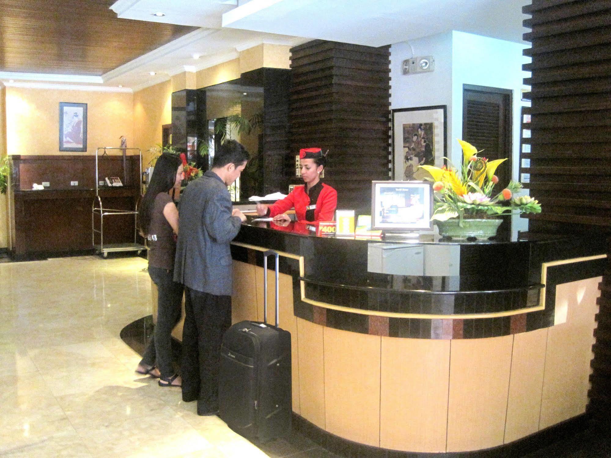 מנילה Hotel Sogo Malate מראה חיצוני תמונה